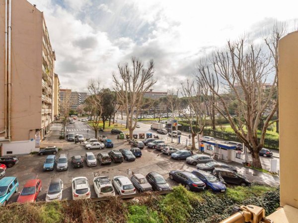 appartamento in vendita a Roma in zona Ardeatino