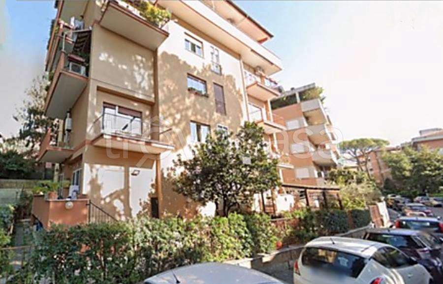 appartamento in vendita a Roma in zona Gianicolense