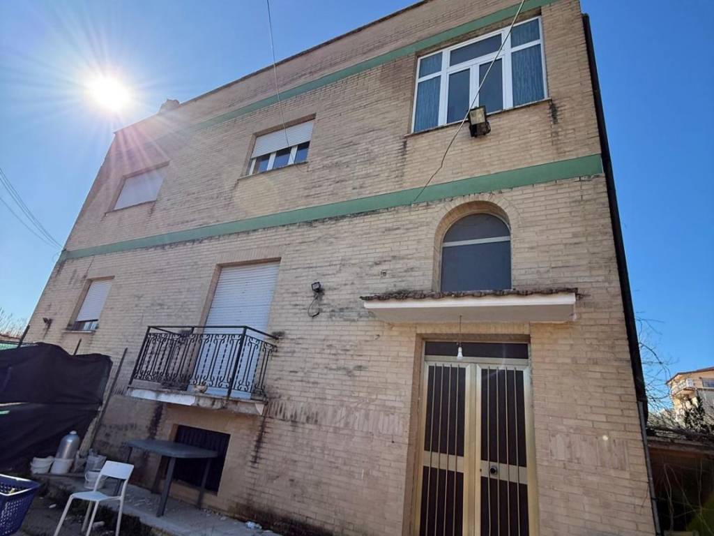 appartamento in vendita a Roma in zona Romanina