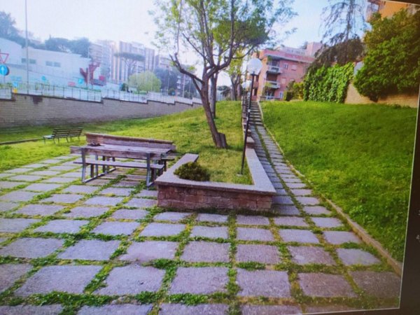 appartamento in vendita a Roma in zona Portuense