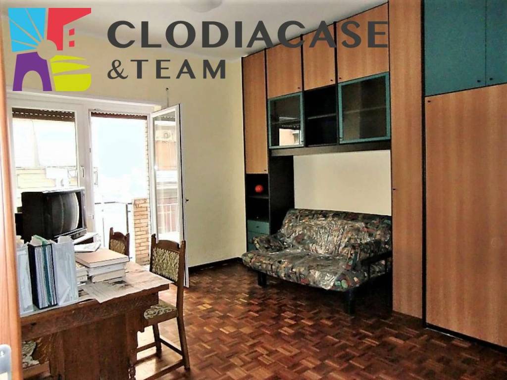 appartamento in vendita a Roma in zona Tuscolano