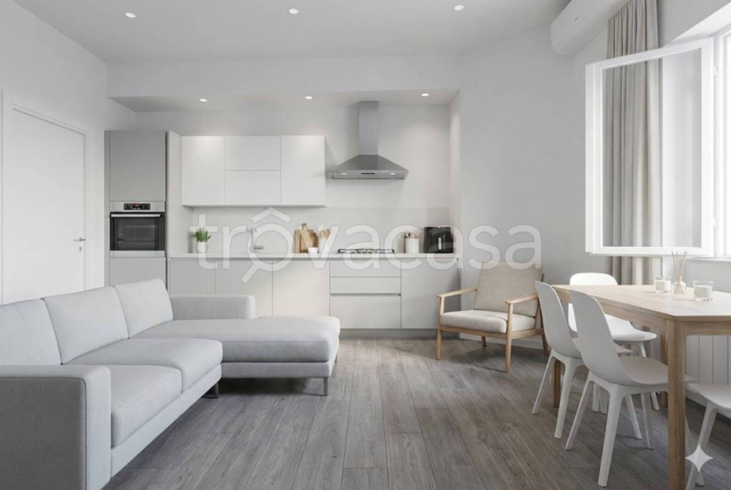 appartamento in vendita a Roma in zona Axa