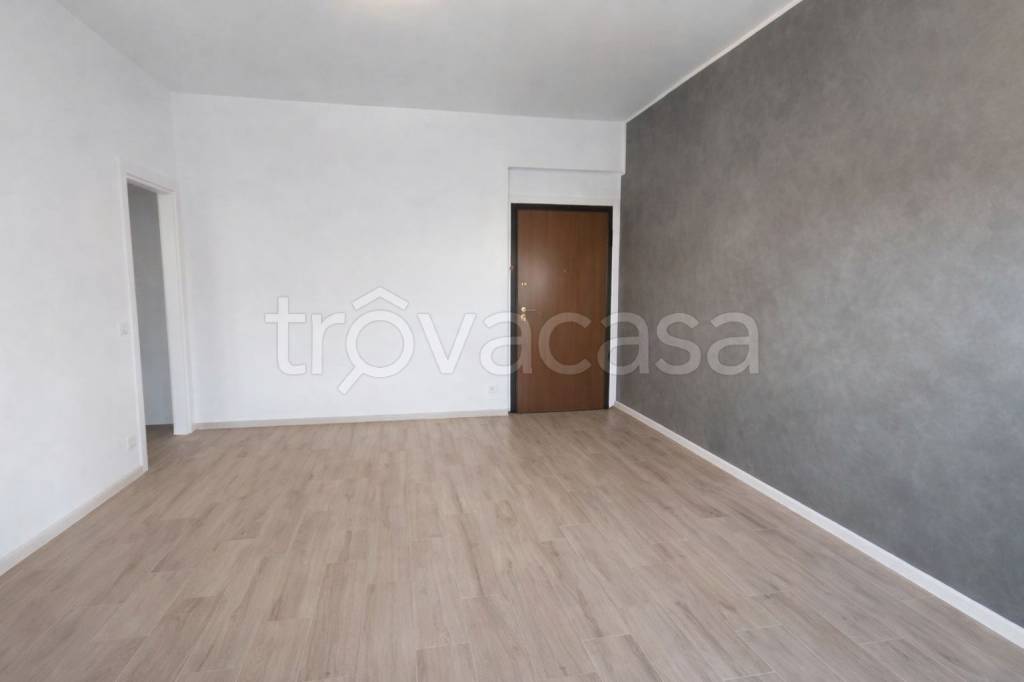 appartamento in vendita a Roma in zona Ostia