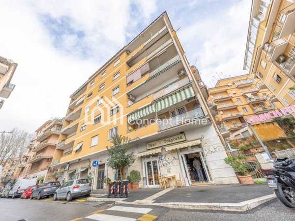 appartamento in vendita a Roma in zona Gianicolense