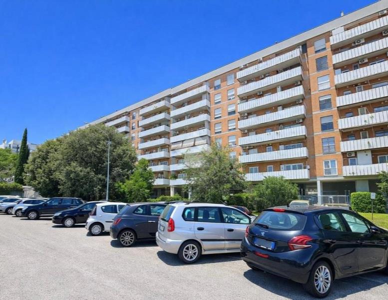 appartamento in vendita a Roma in zona Cinecittà