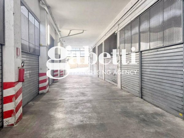 casa indipendente in vendita a Roma in zona Collatino