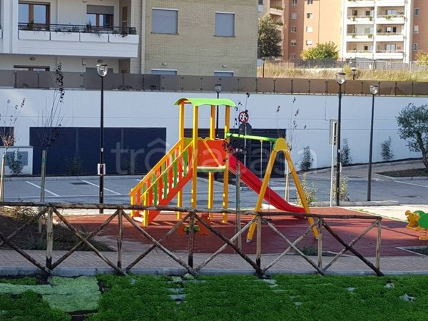 appartamento in vendita a Roma in zona Giuliano Dalmata