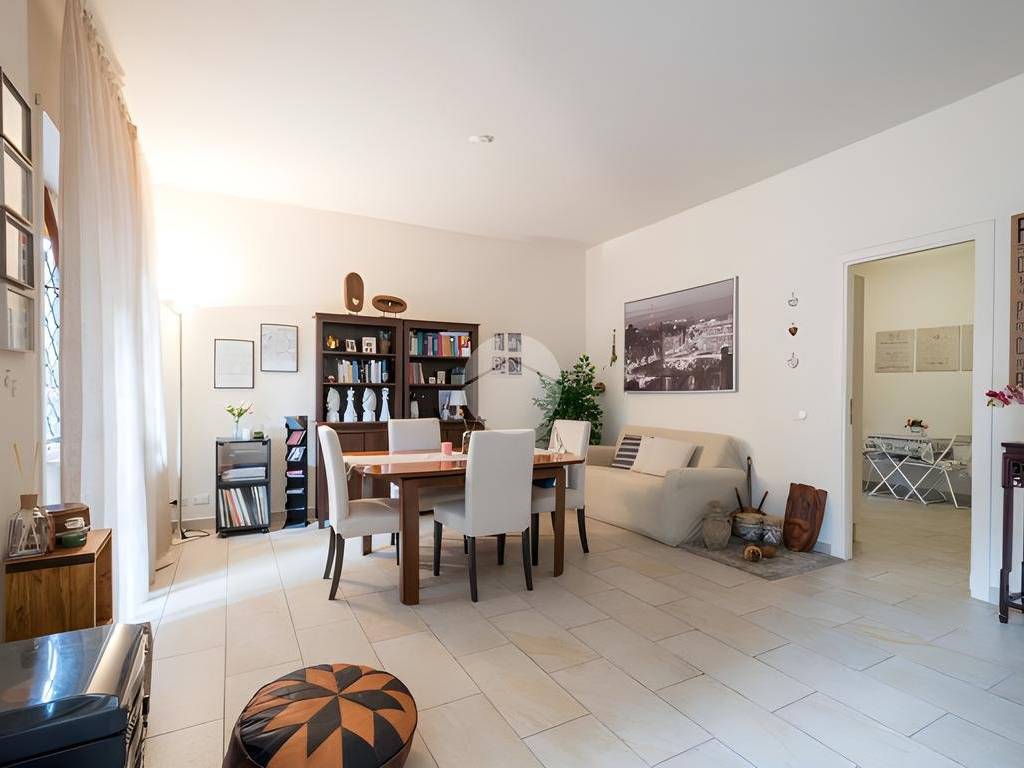 appartamento in vendita a Roma in zona Appio Latino