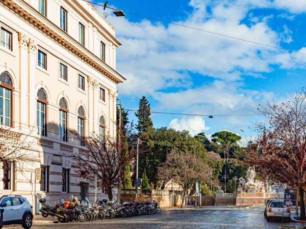 appartamento in vendita a Roma in zona Campo Marzio