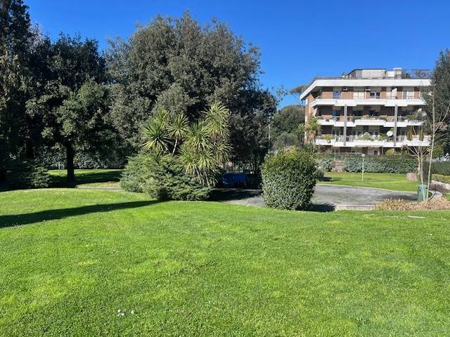 appartamento in vendita a Roma in zona Monte Sacro/Talenti