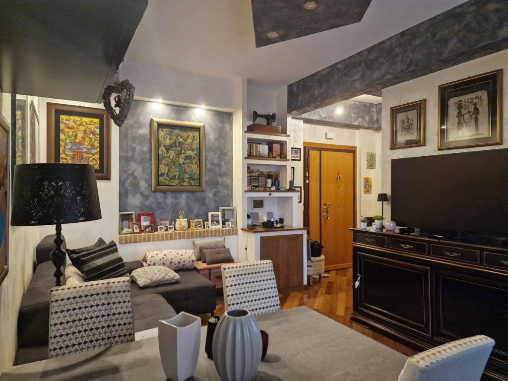 appartamento in vendita a Roma in zona Ostia