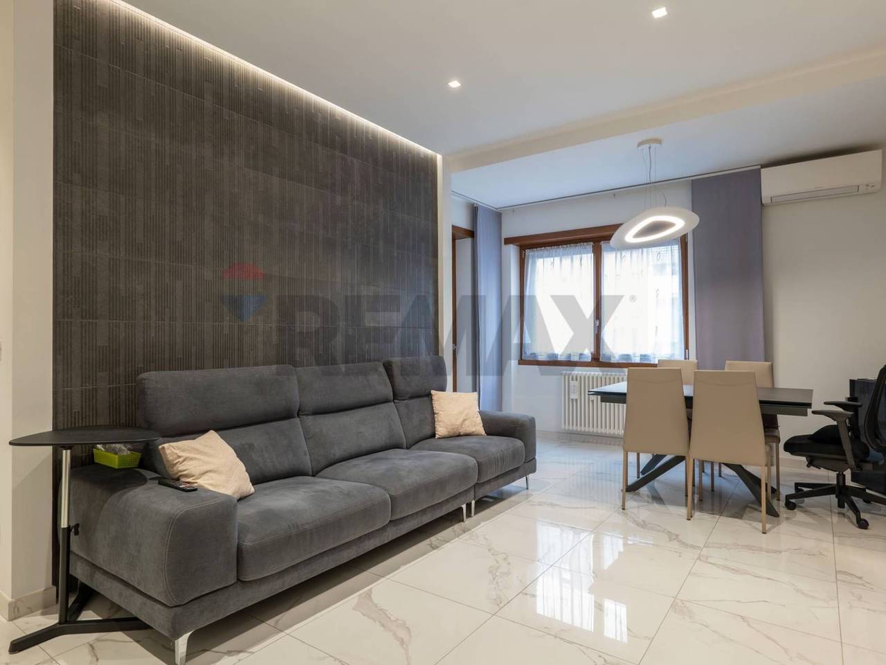 appartamento in vendita a Roma in zona Cinecittà