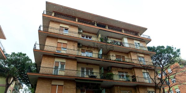 appartamento in vendita a Roma in zona Ostia