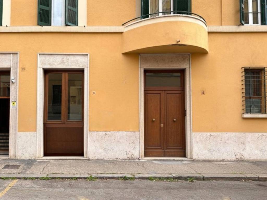 appartamento in vendita a Roma in zona Nomentano