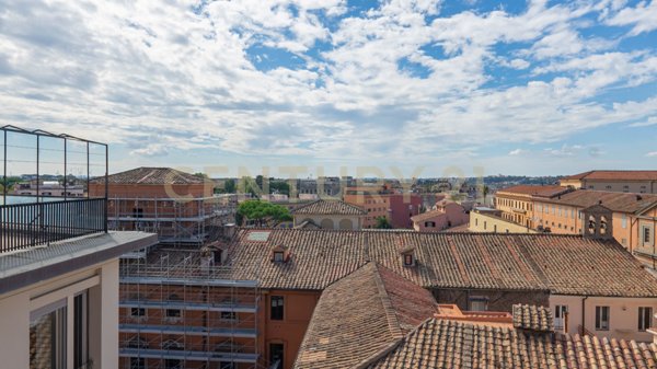 appartamento in vendita a Roma in zona Rione Monti/Campitelli