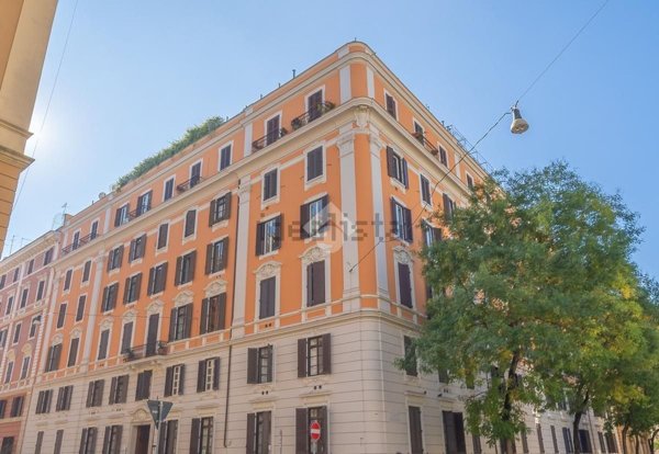 appartamento in vendita a Roma in zona Rione Prati