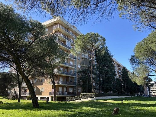 appartamento in vendita a Roma in zona Cinecittà