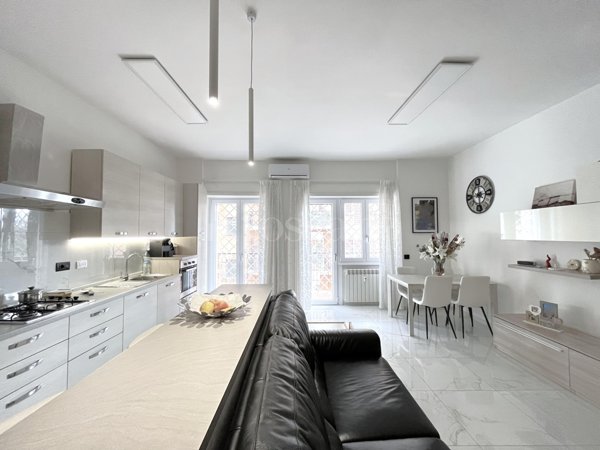 appartamento in vendita a Roma in zona Portuense