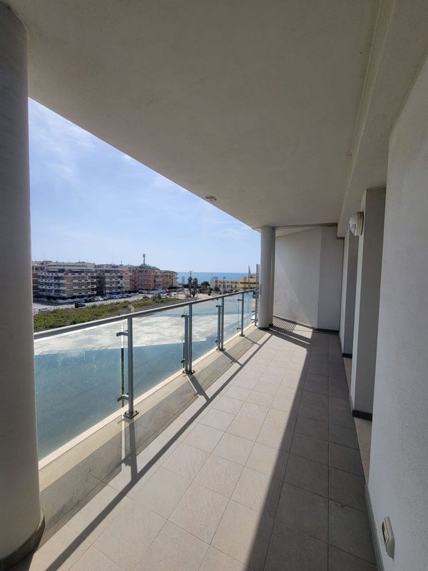 appartamento in vendita a Roma in zona Ostia