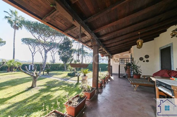 casa indipendente in vendita a Roma in zona Castel di Leva