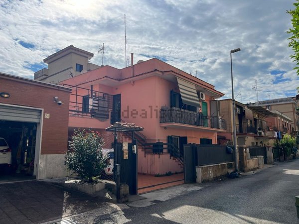 appartamento in vendita a Roma in zona Castel Giubileo