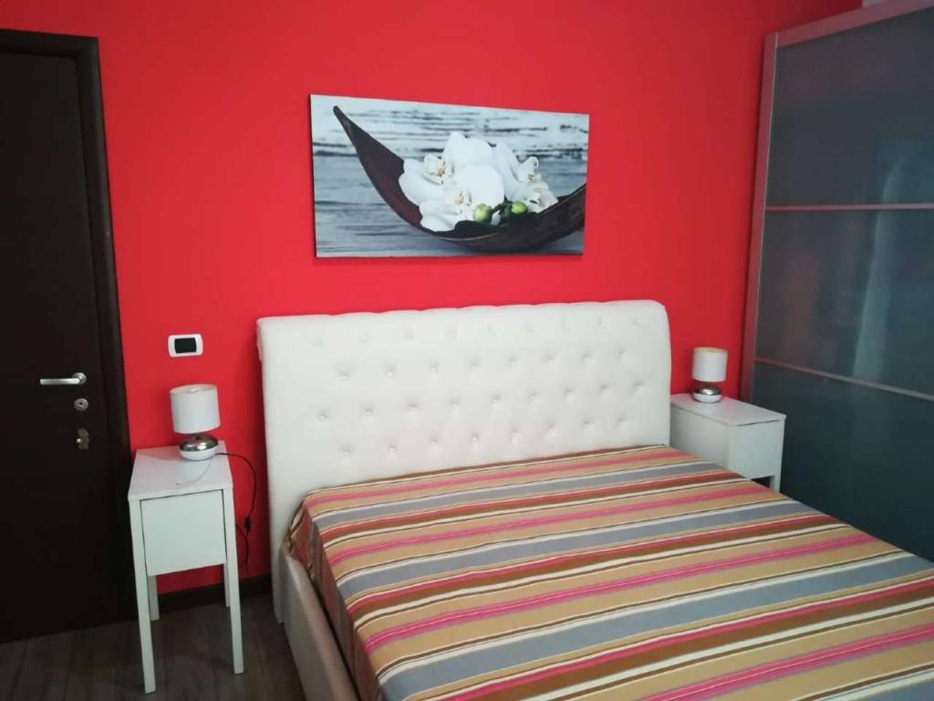 negozio in vendita a Roma in zona Ponte Mammolo