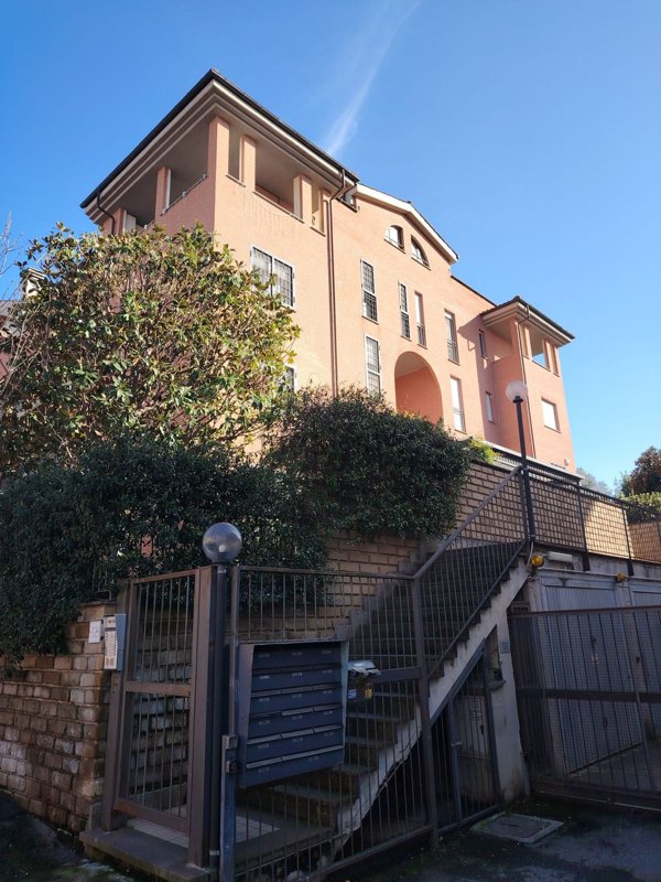 appartamento in vendita a Roma in zona Magliana Vecchia