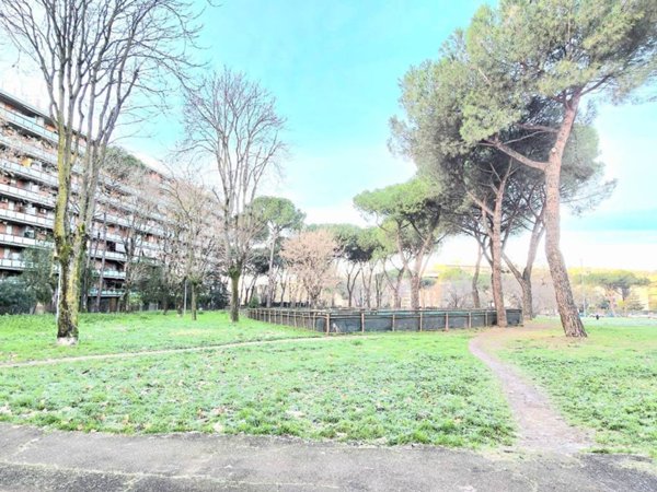 appartamento in vendita a Roma in zona Cinecittà