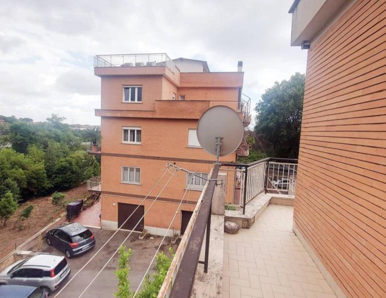appartamento in vendita a Roma in zona Casalotti