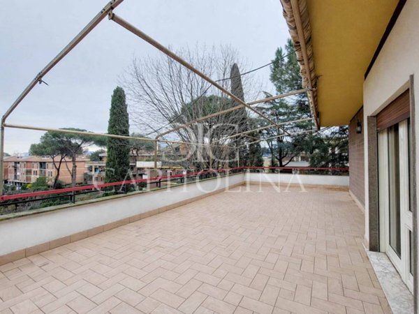 appartamento in vendita a Roma in zona Appio Claudio