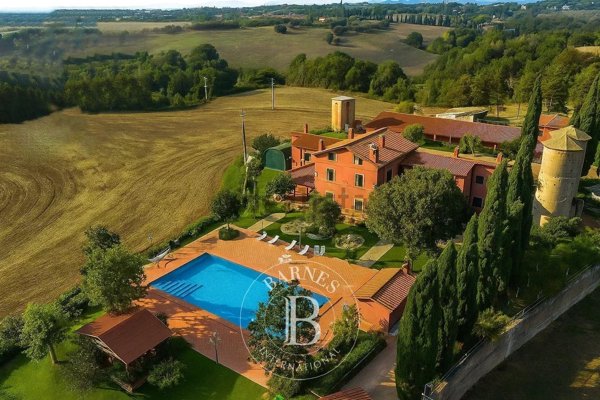 casa indipendente in vendita a Roma in zona Tomba di Nerone