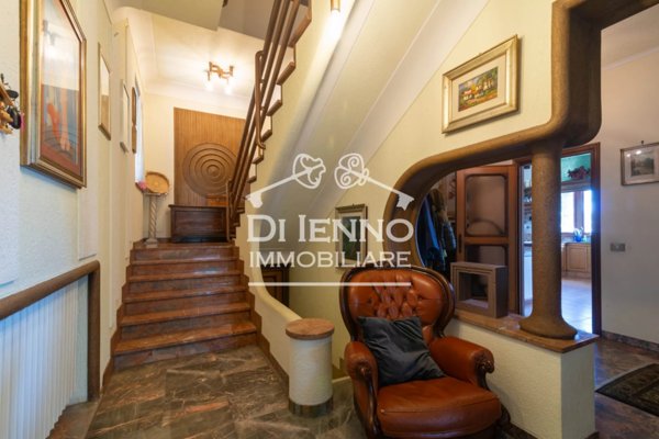casa indipendente in vendita a Roma in zona Prima Porta