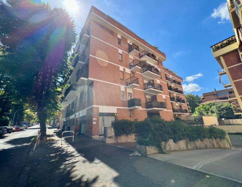 appartamento in vendita a Roma in zona Portuense