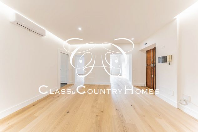 appartamento in vendita a Roma in zona Rione Monti/Campitelli