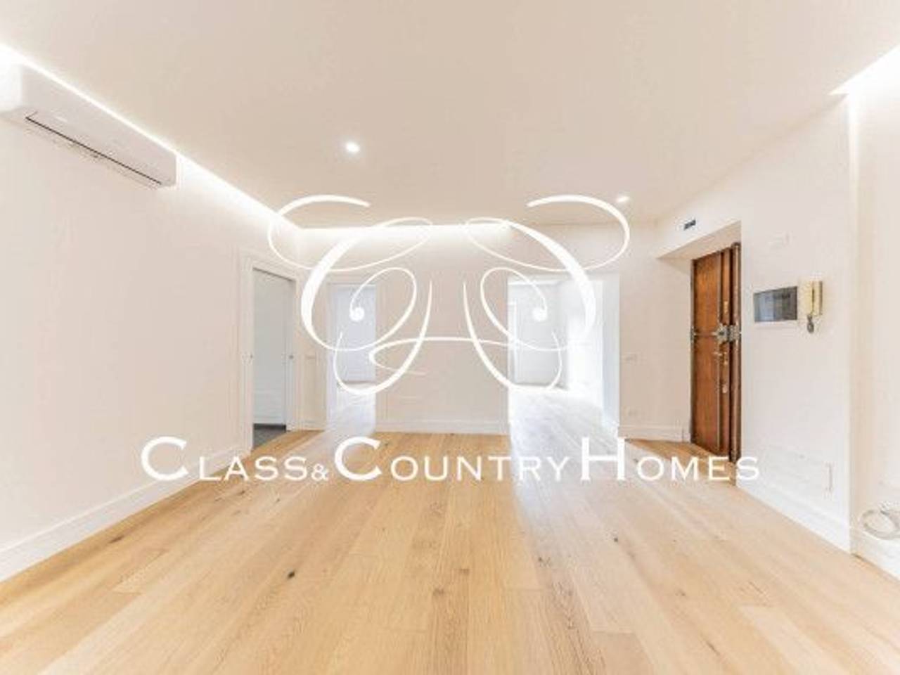 appartamento in vendita a Roma in zona Rione Monti/Campitelli