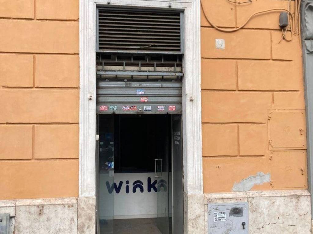 negozio in vendita a Roma in zona Salario