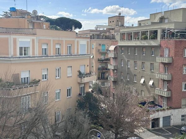 appartamento in vendita a Roma in zona Trieste