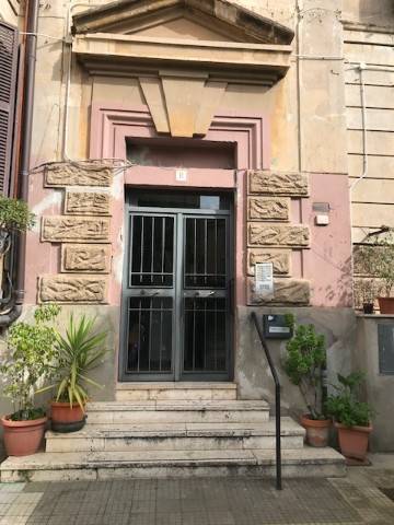 appartamento in vendita a Roma in zona Ostiense