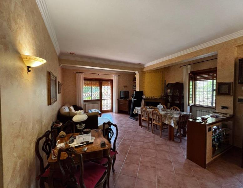 casa indipendente in vendita a Roma in zona Prima Porta
