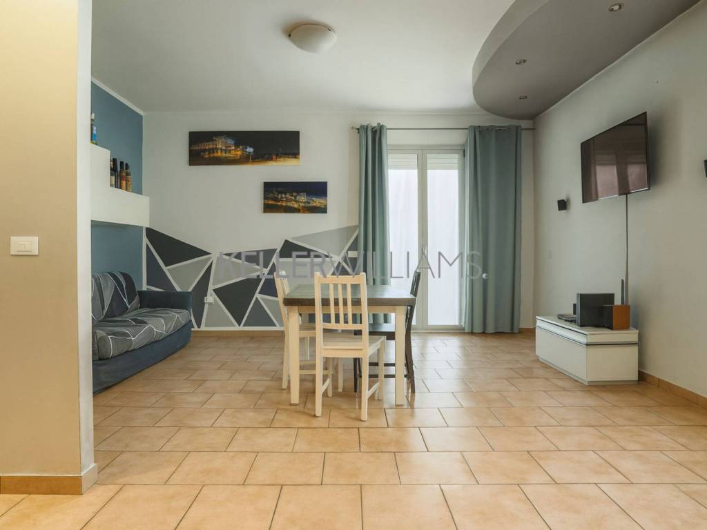 appartamento in vendita a Roma in zona Torre Maura