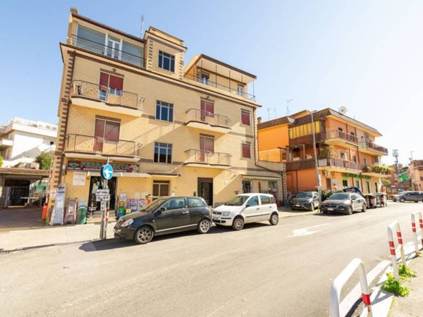 appartamento in vendita a Roma in zona Gianicolense
