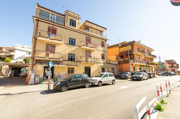appartamento in vendita a Roma in zona Gianicolense
