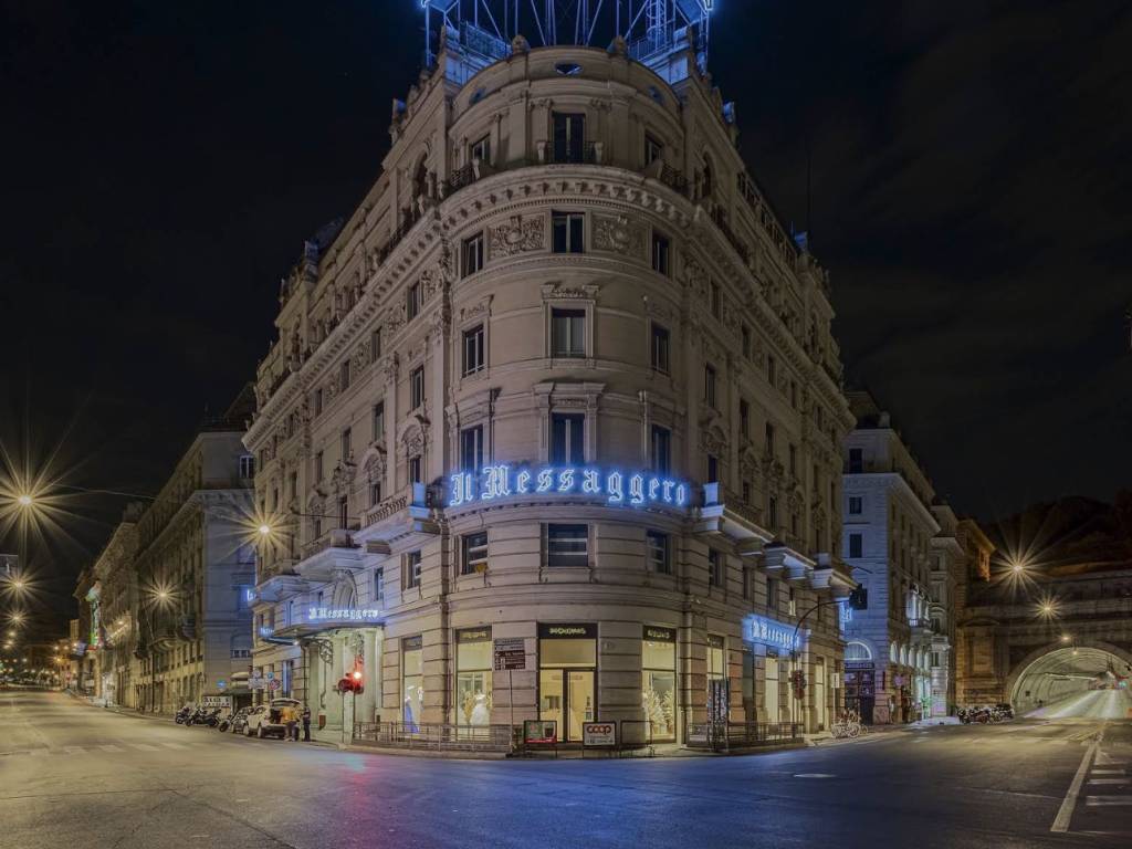 negozio in vendita a Roma in zona Trevi-Colonna