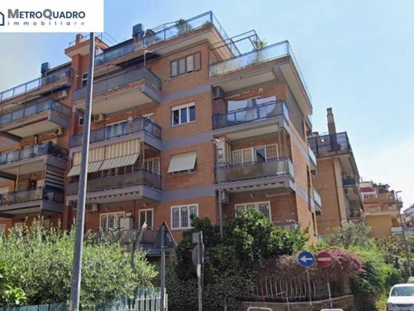 appartamento in vendita a Roma in zona Corviale