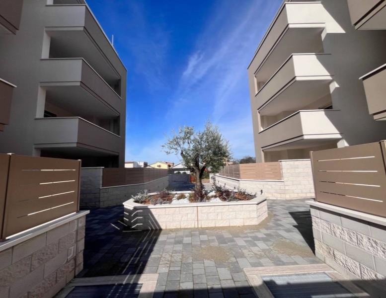 appartamento in vendita a Roma in zona Romanina