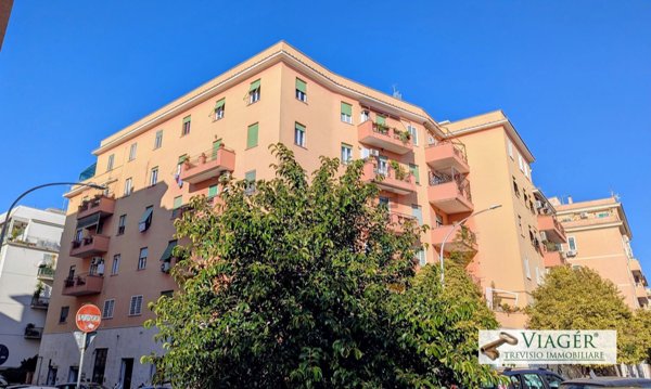 appartamento in vendita a Roma in zona Gianicolense