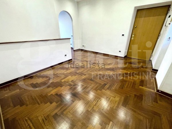 appartamento in vendita a Roma in zona Celio