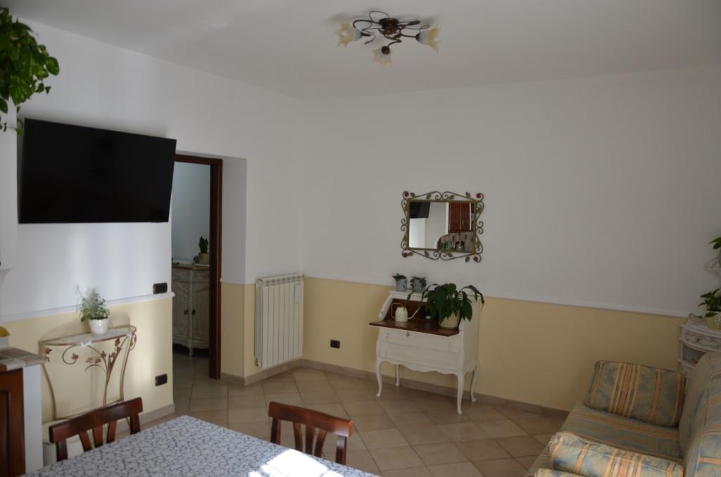 appartamento in vendita a Roma in zona Casal Morena