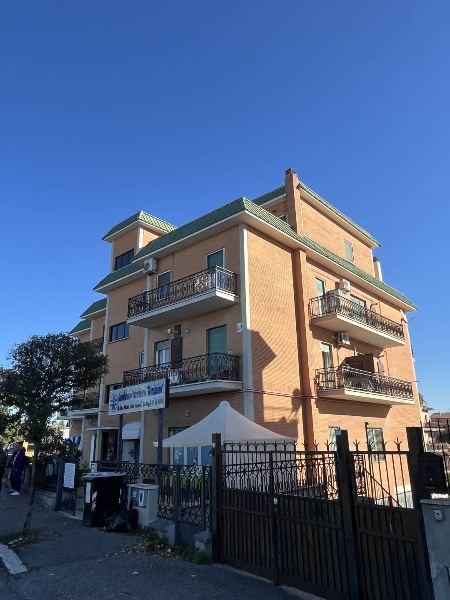 appartamento in vendita a Roma in zona Massimina/Casal Lumbroso