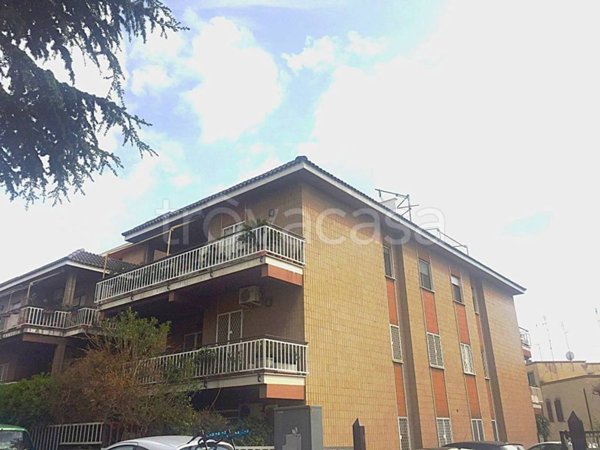 appartamento in vendita a Roma in zona Vitinia